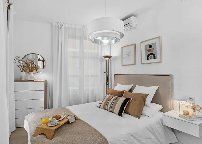 Elegant And Central Location